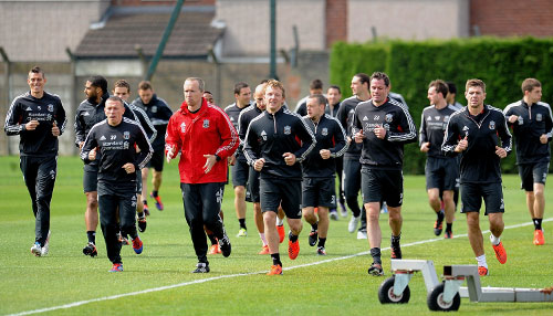 武汉女足vs东孟加拉女足首发：王霜领衔，奥乌苏先发