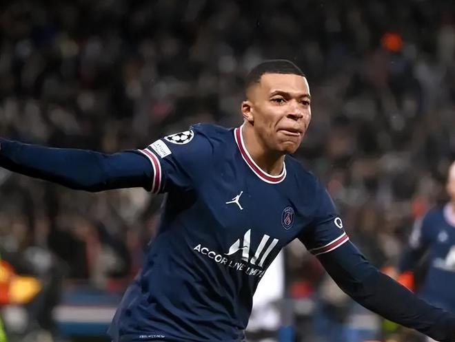 欧冠赛场精彩瞬间：巴萨2-0战胜国际米兰,（欧冠名场面：巴萨2-0力克国际米兰）