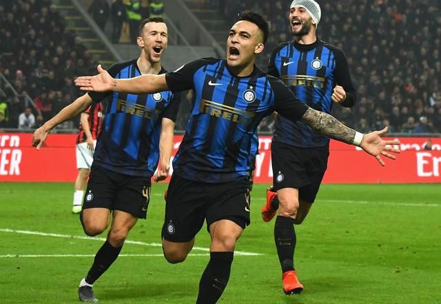 东体谈中超外援名额调整：足协、中足联应多听听俱乐部的意见（东体评中超外援名额调整：足协与中足联应更多听取俱乐部意见）