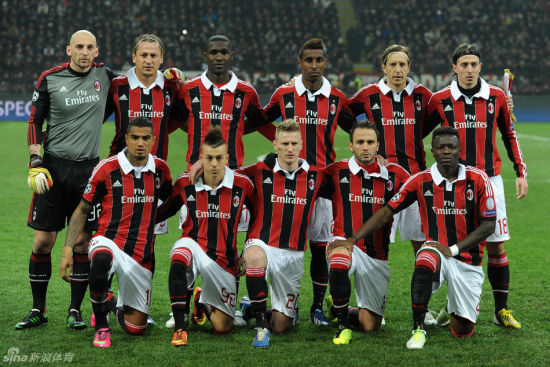 小孔塞桑被换下情绪激动不是因为斯帕莱蒂，是因摄影师险些绊倒他