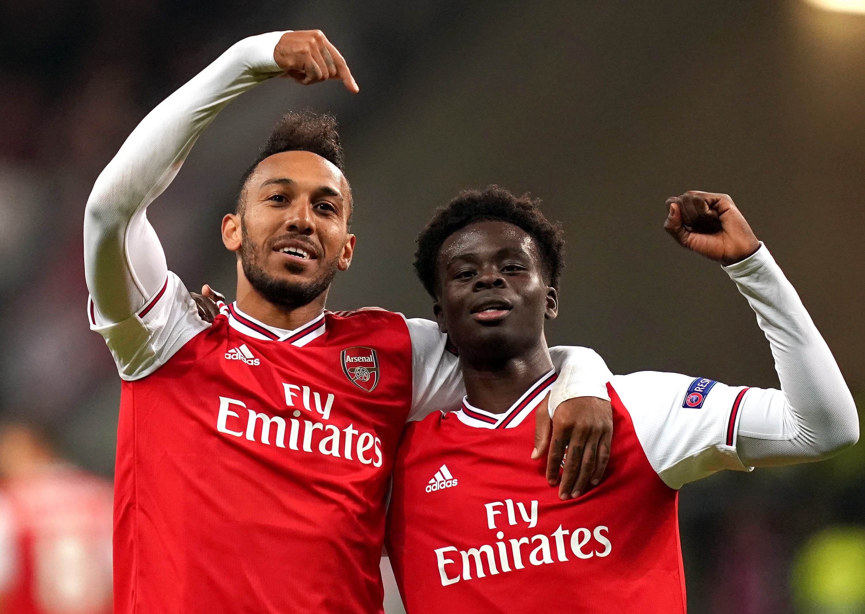 英超第14轮，利物浦、切尔西爆冷，阿森纳巩固领先，曼城或与阿森纳争夺冠军。（英超第14轮：利物浦、切尔西意外失分，阿森纳稳固领跑，曼城或将与枪手争冠）