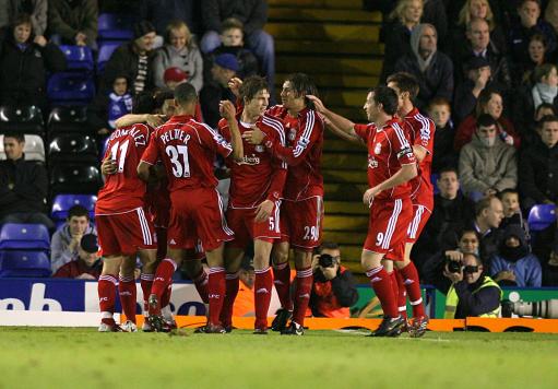 2025／26赛季英超：北伐狂飙！ 切尔西四轮不败暂升第二，恐怖火力剑指冠军（2025／26英超风云：切尔西四轮不败升至次席，火力爆棚冲击冠军）