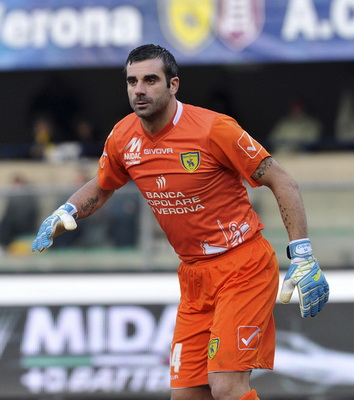 篮球火箭遭遇四连败，主帅承认防守有问题