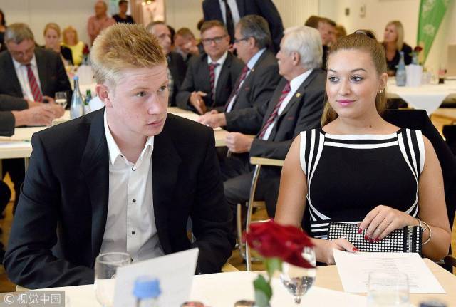 海纳：董事会为球队奠定了有前途的基础，孔帕尼的理念很出色（海纳：董事会为球队铺就光明前景，孔帕尼理念出众）